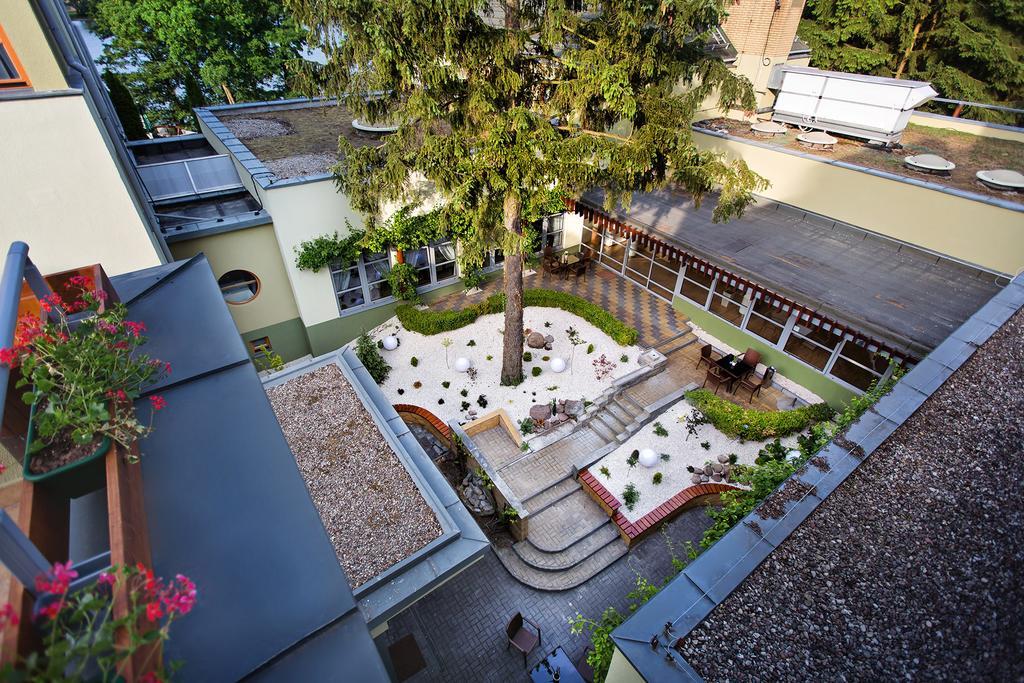 Hotel Debowa Gora Active & Spa Łąck Exteriör bild