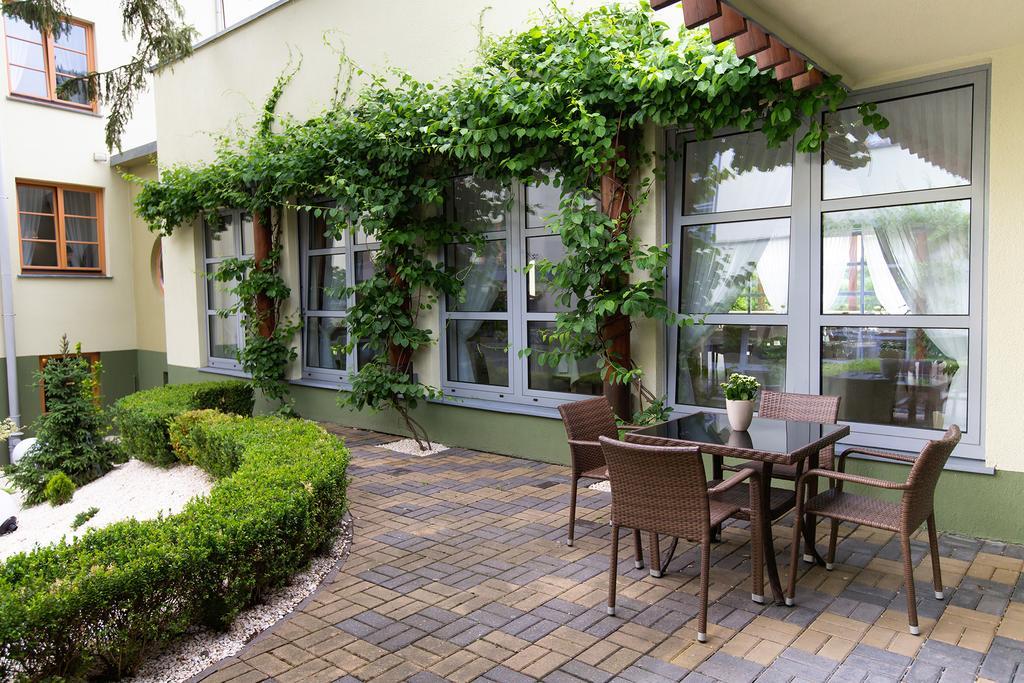 Hotel Debowa Gora Active & Spa Łąck Exteriör bild
