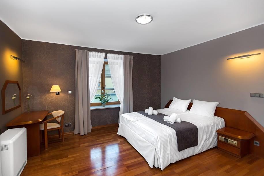 Hotel Debowa Gora Active & Spa Łąck Exteriör bild