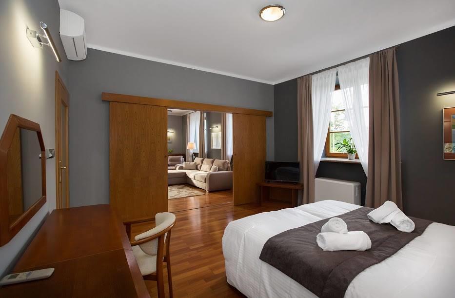 Hotel Debowa Gora Active & Spa Łąck Exteriör bild